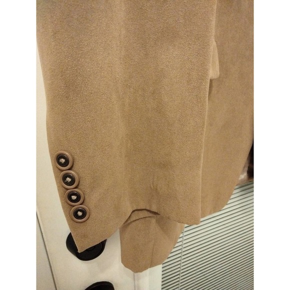 Beige Tan Faux Suede 3 button Men Blazer Size 44 L - Picture 3 of 10